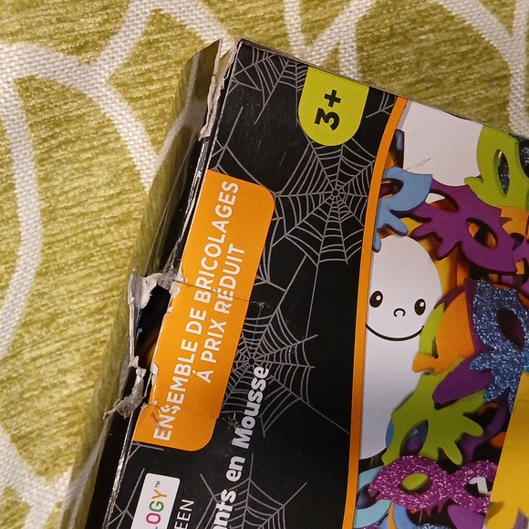 🍂🎃 Halloween Stamp, Sticker, & Party Decorations Set - Picture 10 of 11